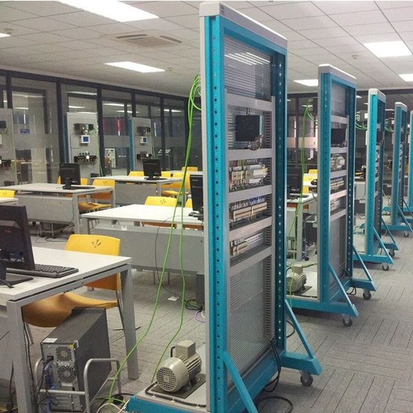 把握PLC尝试台的编程技能,把握主动化体系。(图1) 把握PLC尝试台的编程技能,把握主动化体系。(图1)